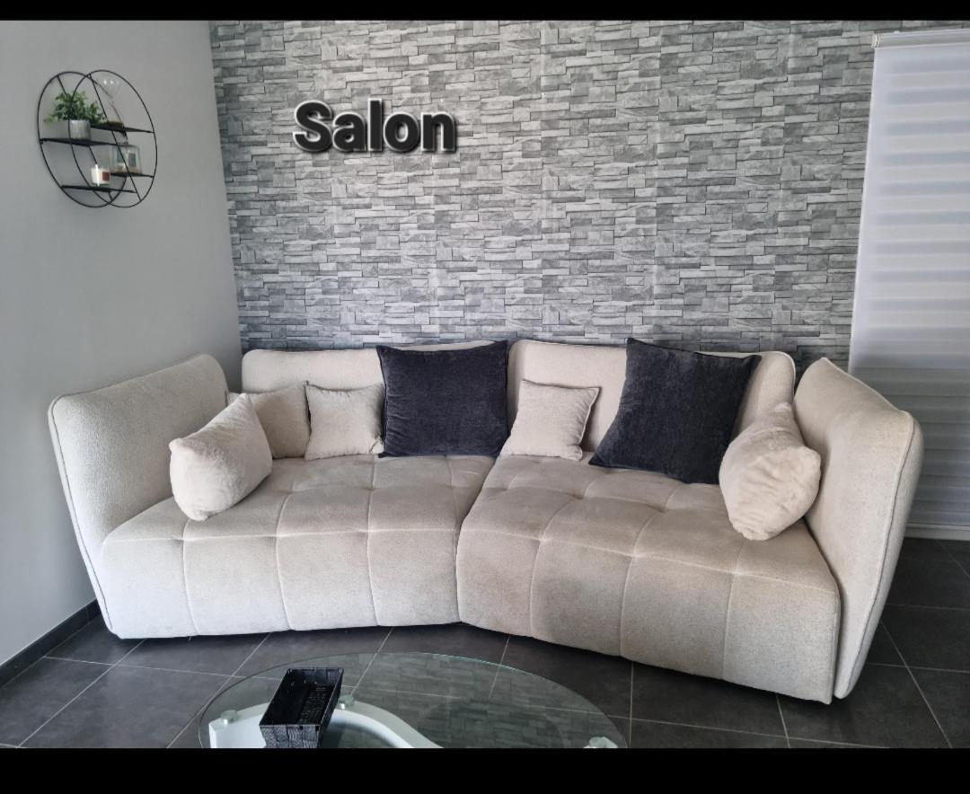 Maison 8 Couchages Clim, Plage A Pied, Petite Piscine ปอร์-ลา-นูแวลล์ ภายนอก รูปภาพ