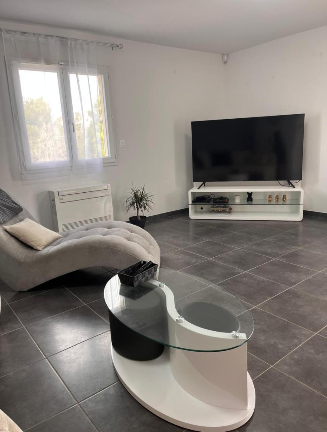 Maison 8 Couchages Clim, Plage A Pied, Petite Piscine ปอร์-ลา-นูแวลล์ ภายนอก รูปภาพ