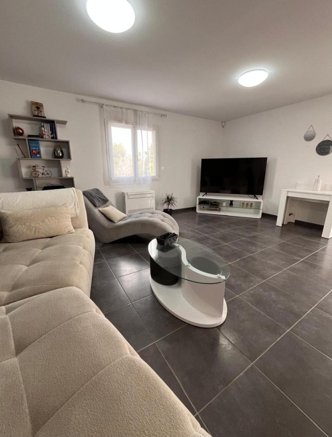 Maison 8 Couchages Clim, Plage A Pied, Petite Piscine ปอร์-ลา-นูแวลล์ ภายนอก รูปภาพ